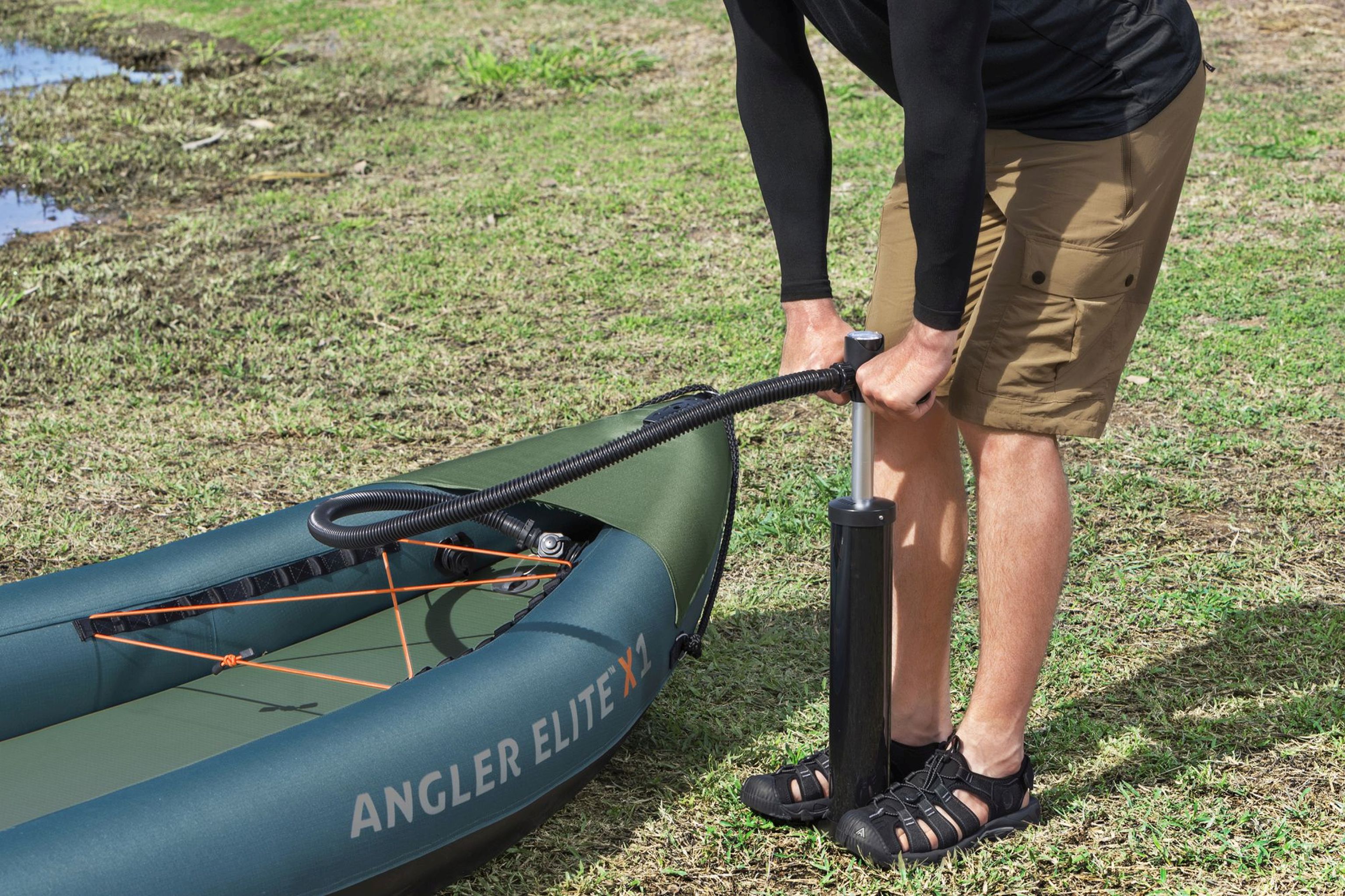 Bestway Angler Elite Kajak für 1 Person mit Sitz, Paddel, Pumpe Bestway Angler Elite Kajak für 1 Person mit Sitz, Paddel, Pumpe