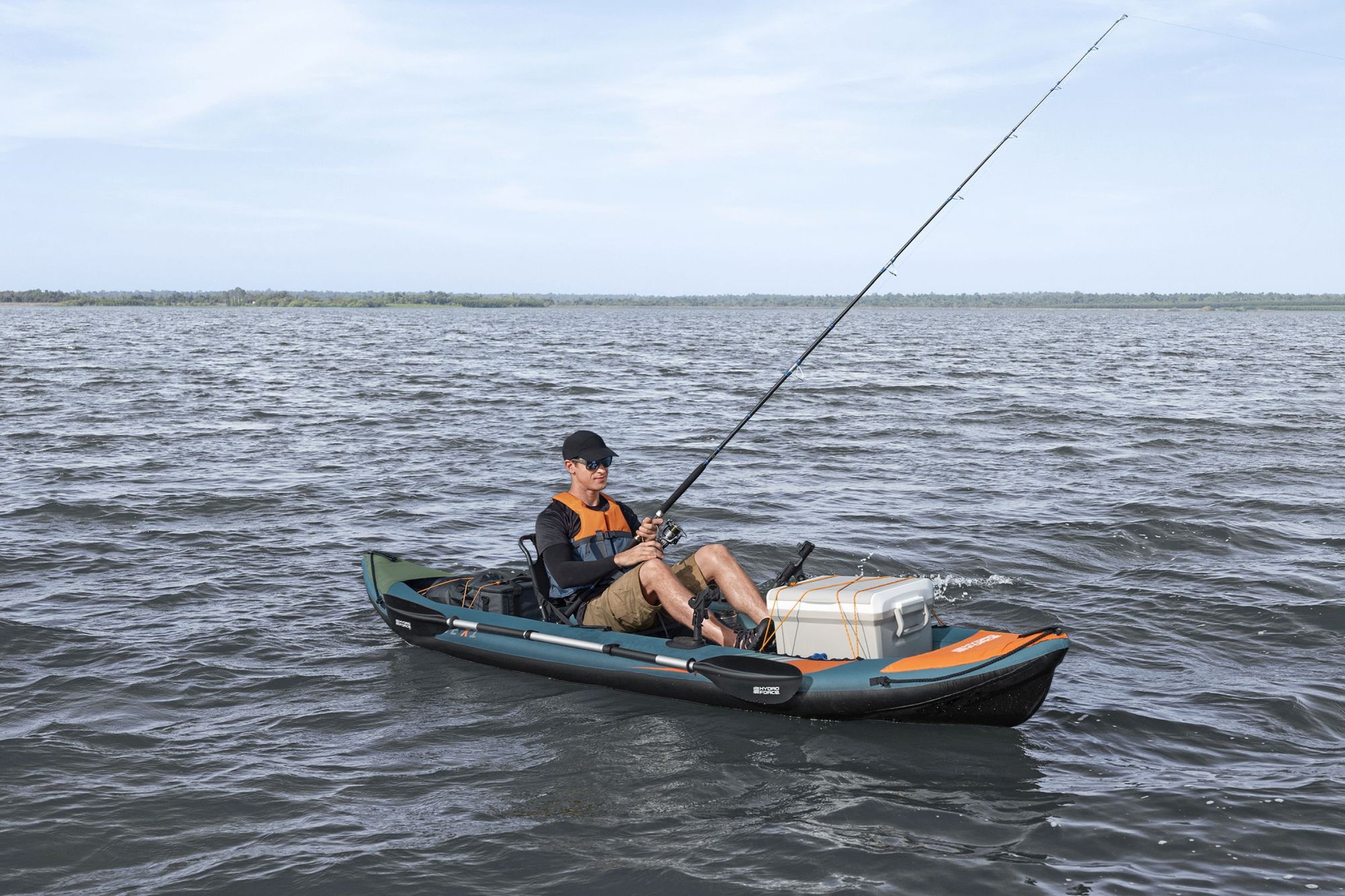 Bestway Angler Elite Kajak für 1 Person mit Sitz, Paddel, Pumpe Bestway Angler Elite Kajak für 1 Person mit Sitz, Paddel, Pumpe